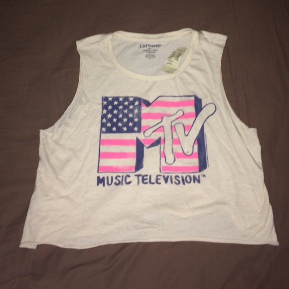 American Eagle Outfitters Tops - MTV tank top