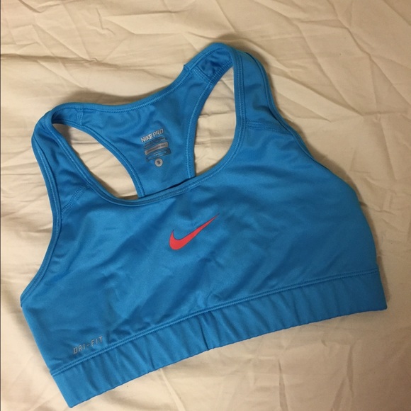 Nike sports bra