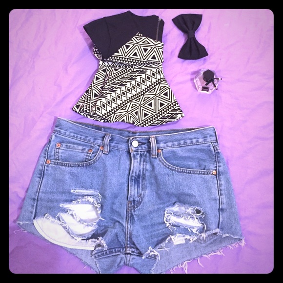 Levi's Denim - Levis cutoff shorts.!