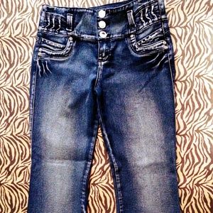 Miel Y Canela 100% Colombian Jeans