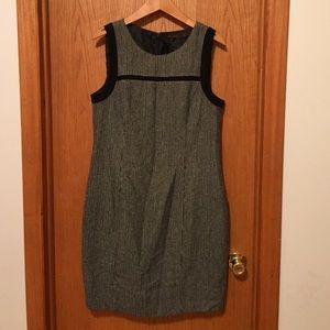 The Limited Classy Black/white dress