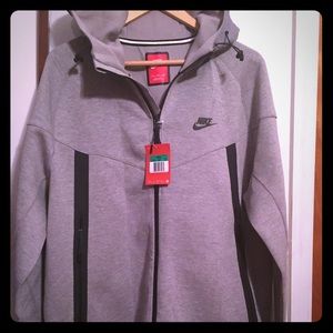 Nike tech windrunner jacket SZ XL