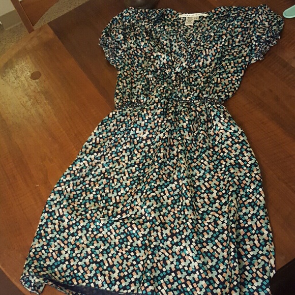 Max studio silky dress FUN RETRO!