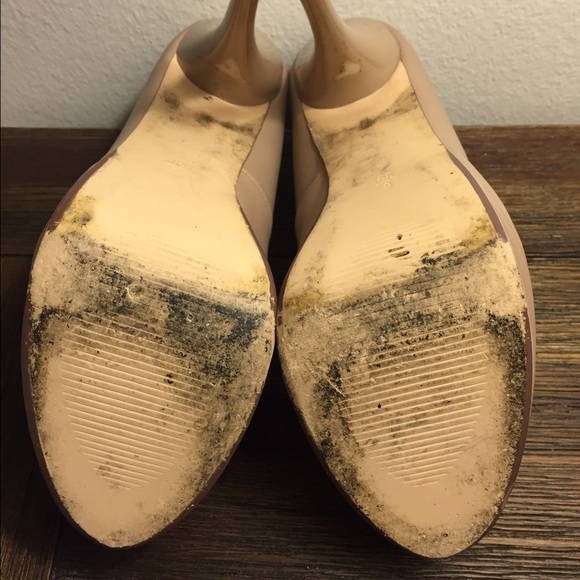 Nude Platform round toe Pumps - Picture 3 of 4