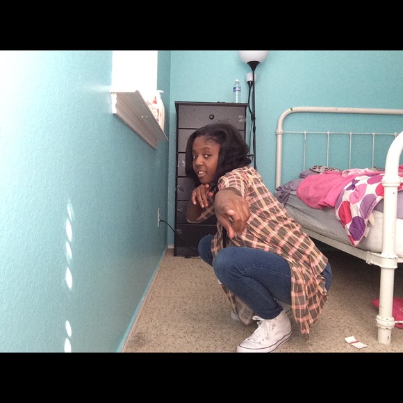 Meet your Posher, Jordyn - Picture 1 of 1