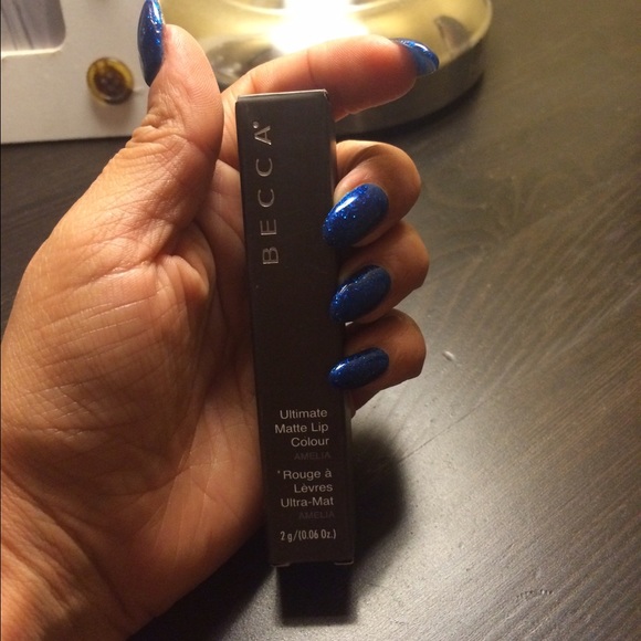 Becca Matte lipstick in Amelia