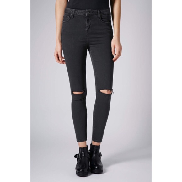 Topshop Denim - Topshop Moto Black Wash Ripped Jamie Jeans