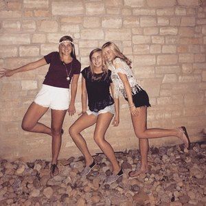 Meet your Posher, Andrea