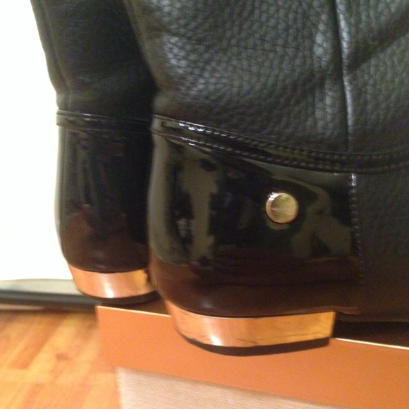 Black Tall Boots With Gold Details - Picture 2 of 4