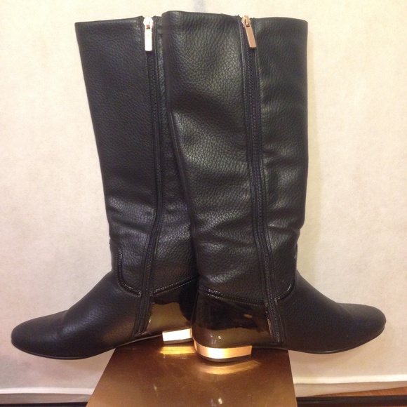 Black Tall Boots With Gold Details - Picture 3 of 4