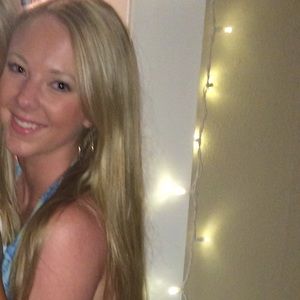 Meet your Posher, Anna claire