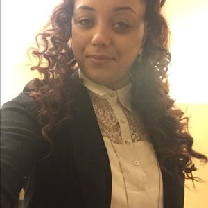 Meet your Posher, Gabby