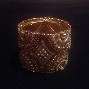 Dazzling elastic cuff bracelet