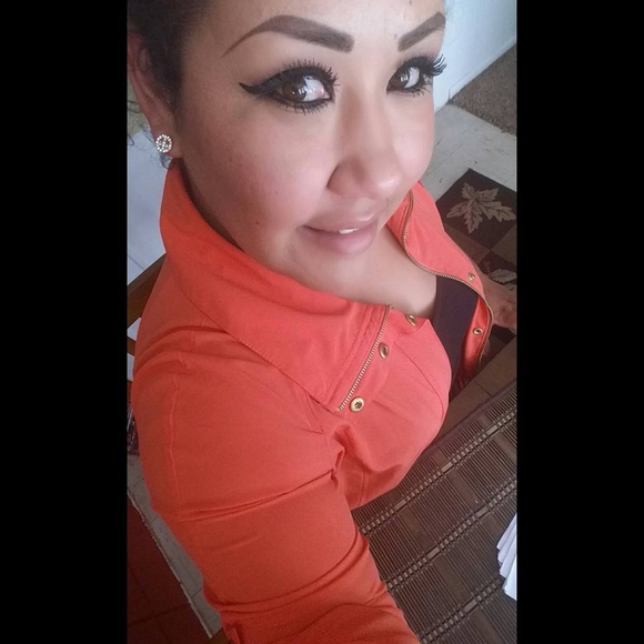 Meet your Posher, Liza janette
