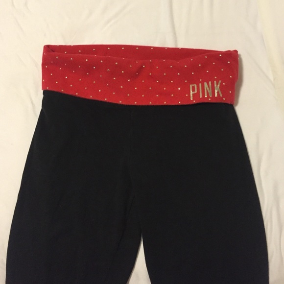 Victoria's Secret PINK yoga pants in XS!