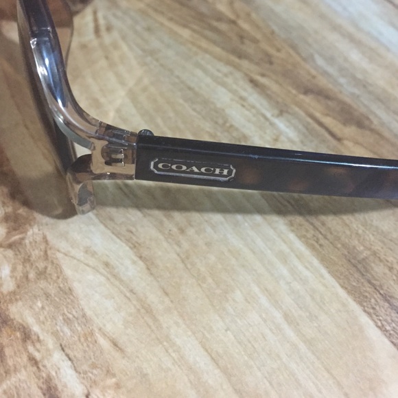 Authentic Coach Sunglasses - Picture 3 of 4