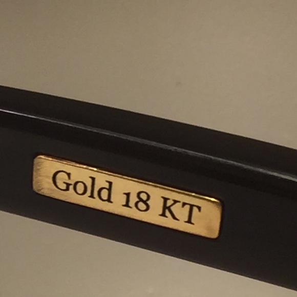 Chopard Women's Limited Edition Sunglasses - Picture 4 of 4