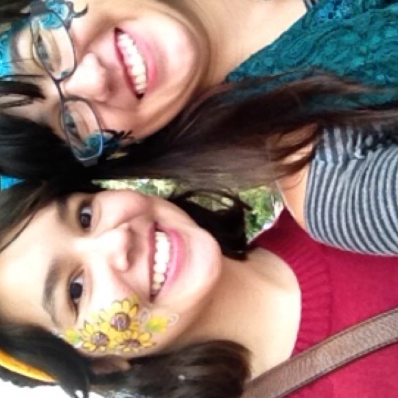 Meet your Posher, Kristen - Picture 2 of 13