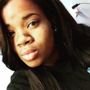 Meet your Posher, Ciara