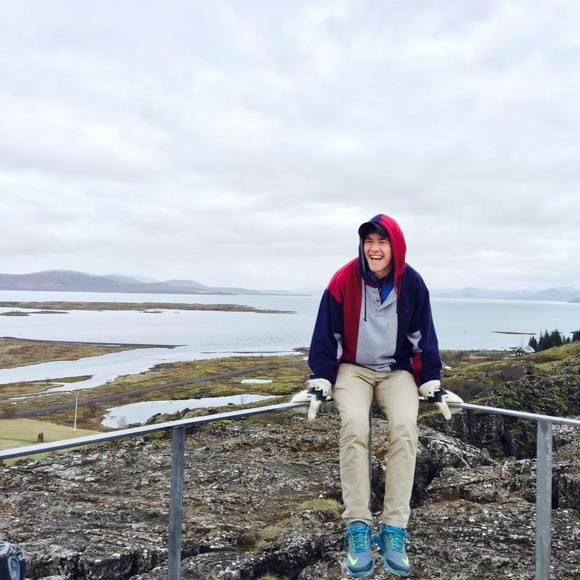 Meet your Posher, Ethan