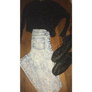 Buckle Acid Wash Skinny Jeans