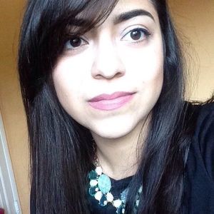 Meet your Posher, Tania