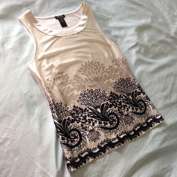 Ann Taylor tank top, size xs