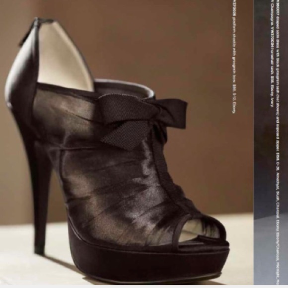 Vera wang shooties