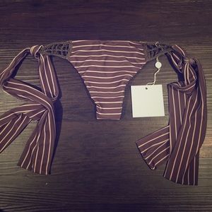 Acacia Anini bottom