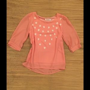 ⚡️ BOGO ⚡️ Top With Flowers