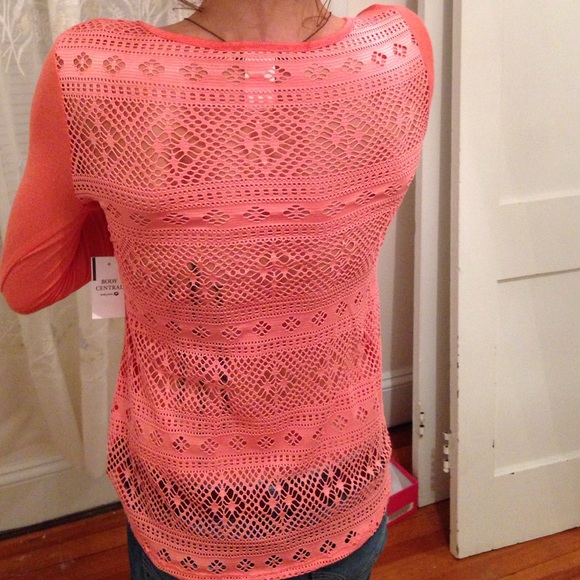 Asymmetrical  Knit Top - Picture 4 of 4
