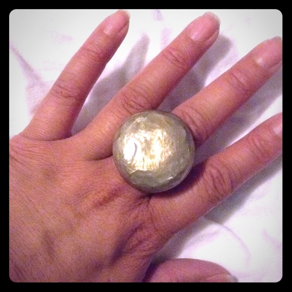 Grey adjustable ring - Picture 1 of 3