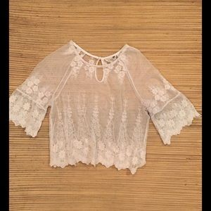 ⚡️ BOGO ⚡️ All Lace Crop Top