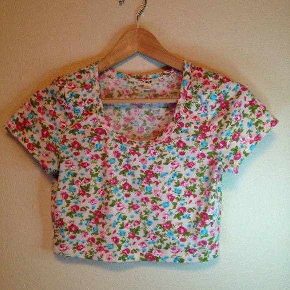 Floral crop top