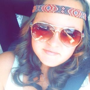 Meet your Posher, Erin