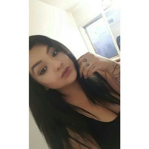 Meet your Posher, Antoinette