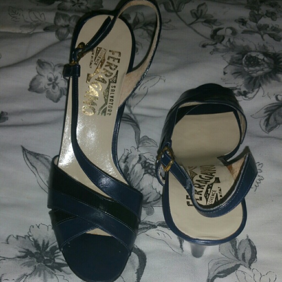 Salvatore Ferragamo peep toe