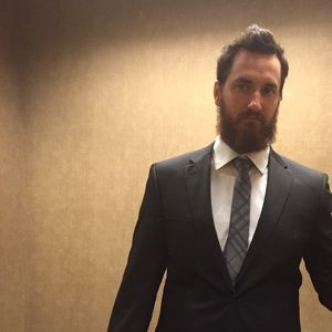 Meet your Posher, Clint