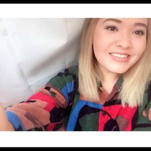 Meet your Posher, Summer