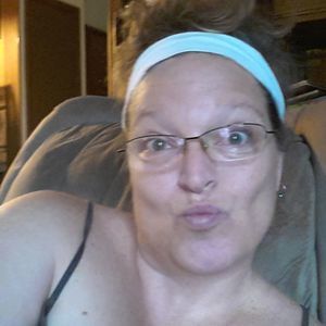 Meet your Posher, Bobbie