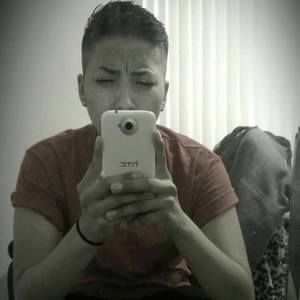 Meet your Posher, Ayesha