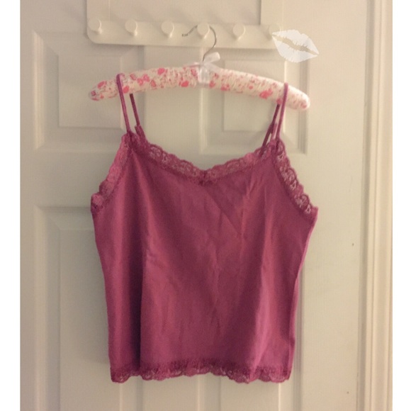 🌺 Lace Trimmed Cami