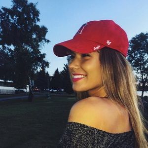 Meet your Posher, Amber