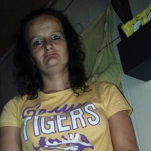 Meet your Posher, Debbie'n