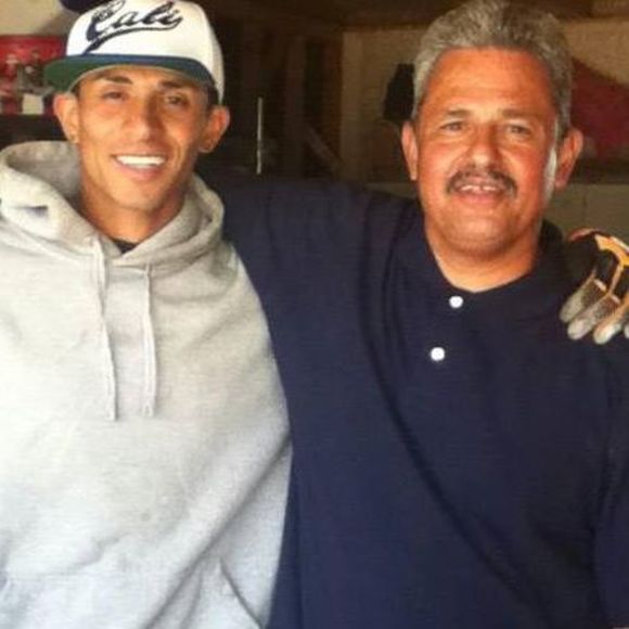Meet your Posher, Efrain