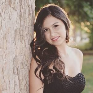 Meet your Posher, Cassandra