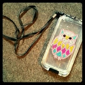 Black Waterprook case for iPhone 5