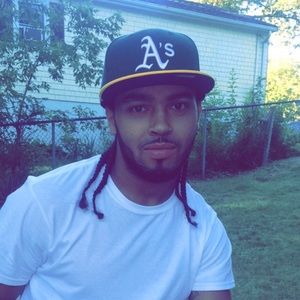 Meet your Posher, Caetano