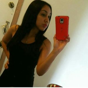 Meet your Posher, Lauribel