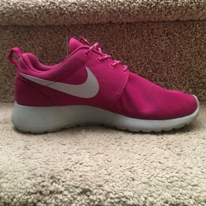 Roshe Runs